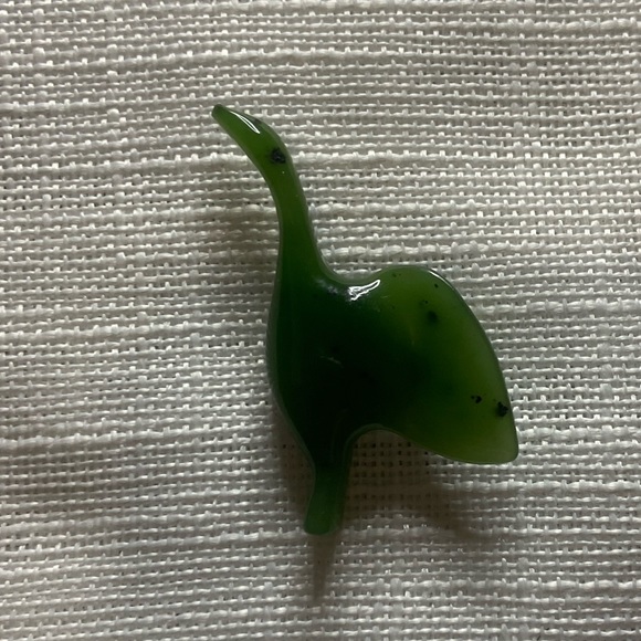 VINTAGE 1970’s genuine jade Canada goose inflight brooch - Picture 2 of 4